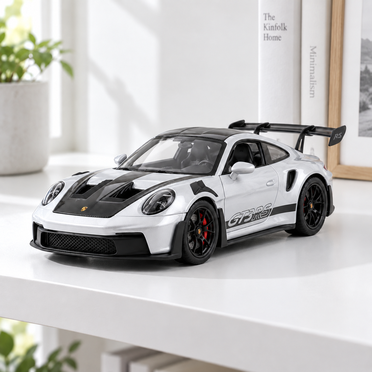 PORSCHE 911 GT3 RS